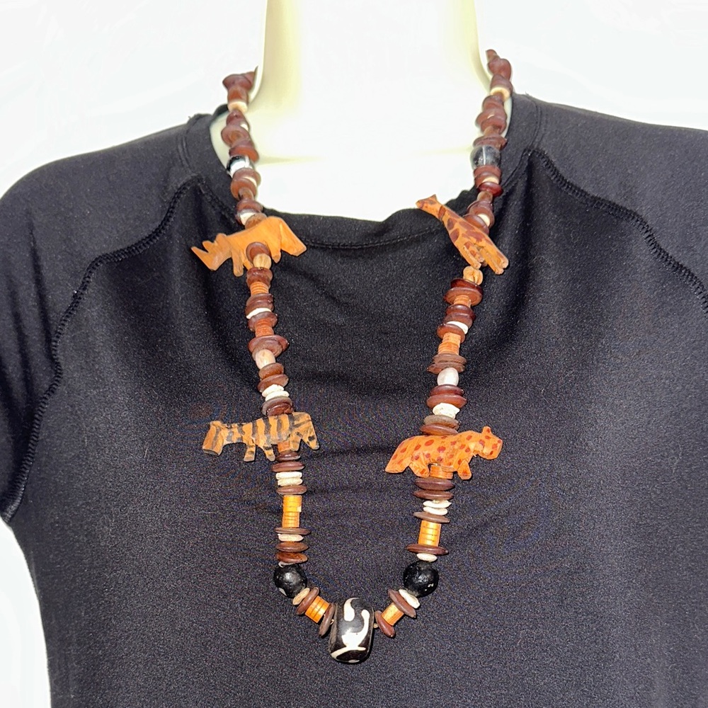 Handcrafted Wooden Bead Carved Animal Necklace /Giraffe, Zebra, Rhino & Tiger
